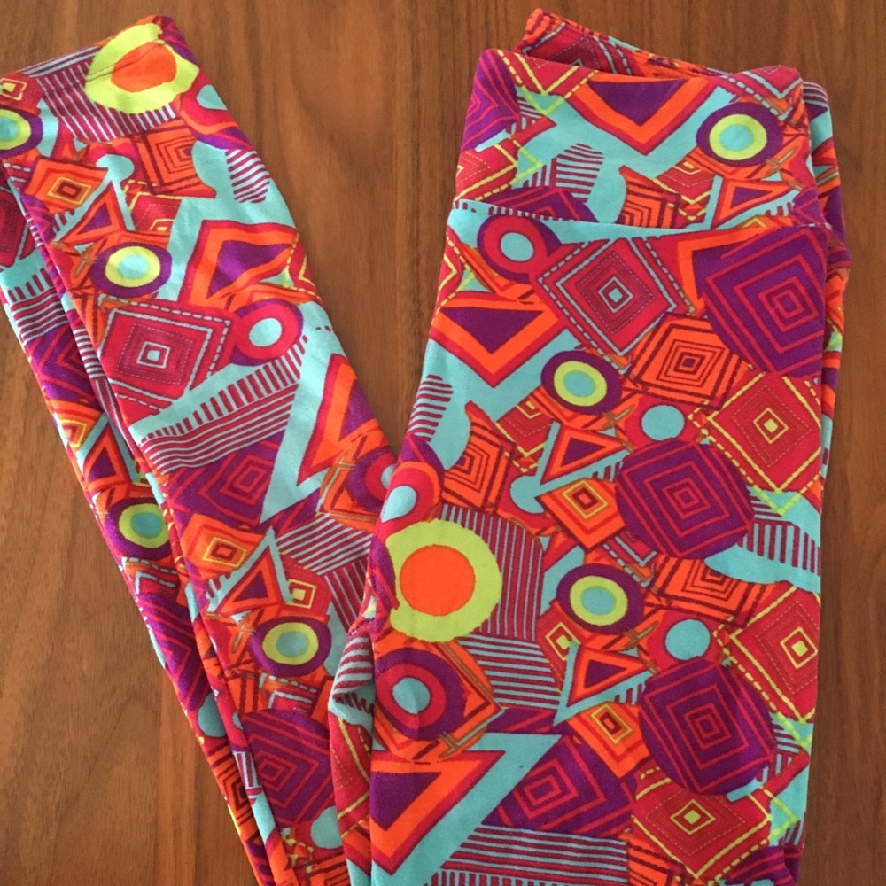 ✨ RARE FLASHY LULAROE OS LEGGINGS 💕🛍